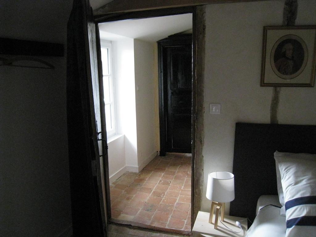 Le Logis Des Tourelles Bed and Breakfast Beaupréau Exterior foto