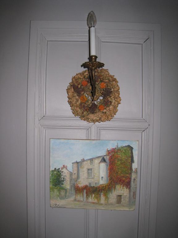 Le Logis Des Tourelles Bed and Breakfast Beaupréau Exterior foto