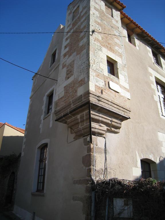 Le Logis Des Tourelles Bed and Breakfast Beaupréau Habitación foto