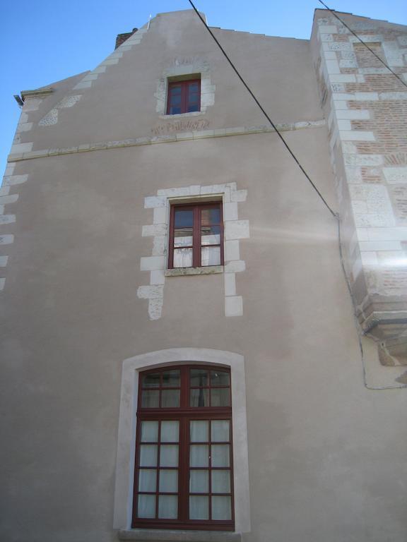 Le Logis Des Tourelles Bed and Breakfast Beaupréau Exterior foto